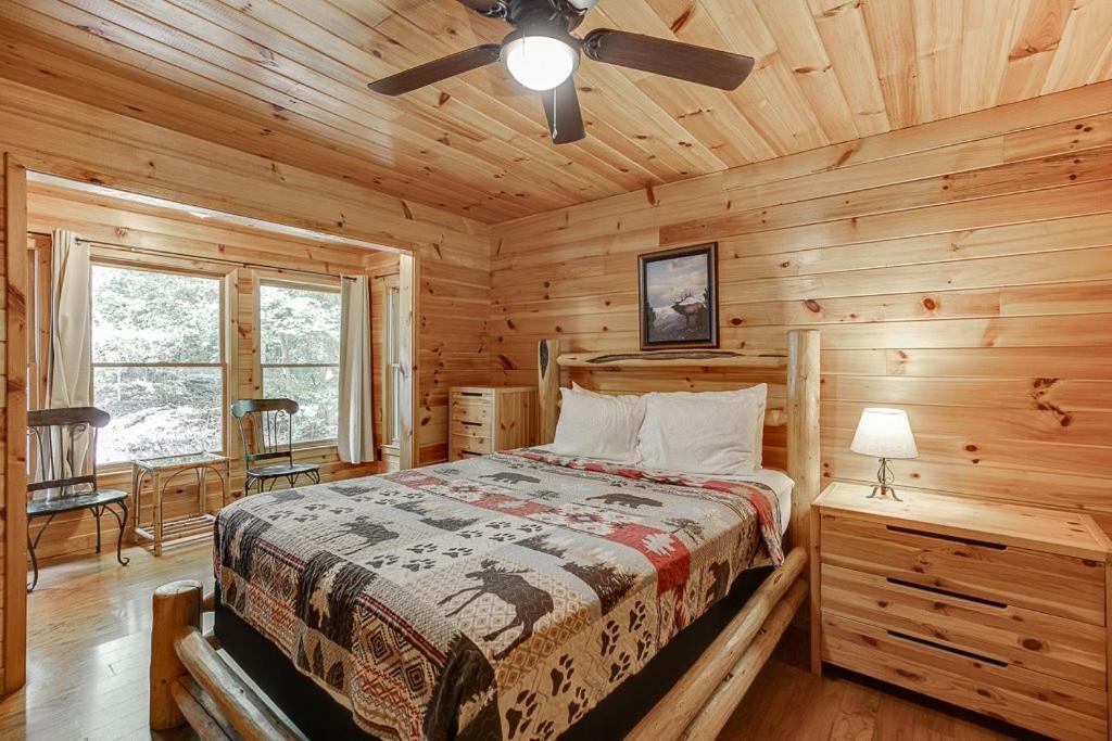 Cabin With Jacuzzi & Hydrotherapy Spanear Helen Cleveland Buitenkant foto